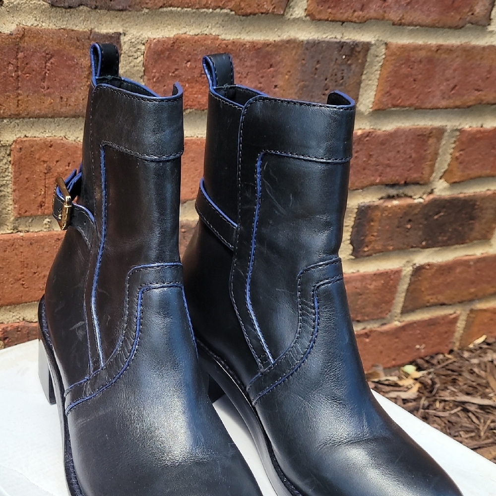 Black Leather Ankle Boots with Blue Stitching Tory Burch